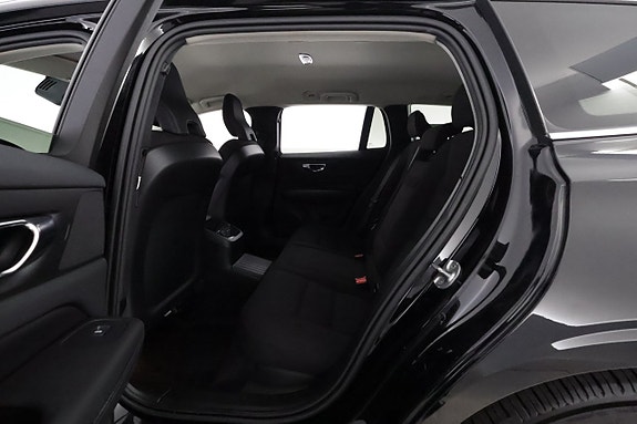 Volvo V60 12 of 27