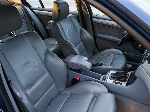 BMW 330Xi 11 of 12