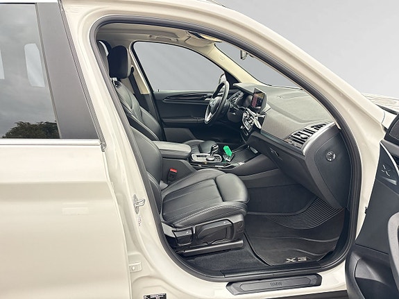 BMW X3 9 of 27