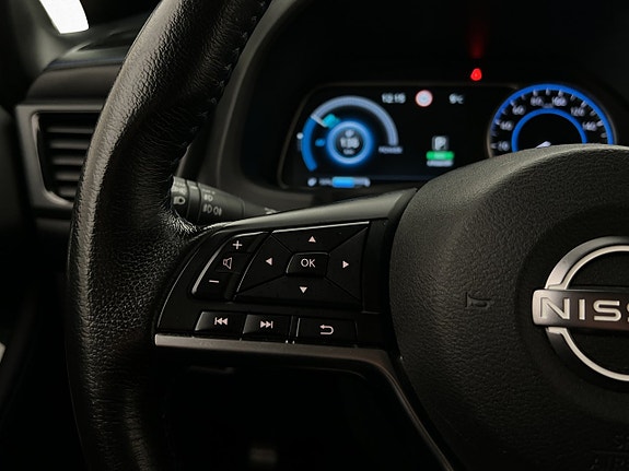 Nissan Leaf 16 of 30