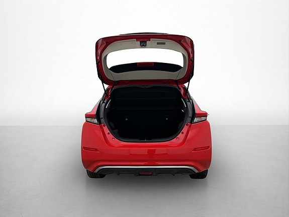 Nissan Leaf 10 of 30