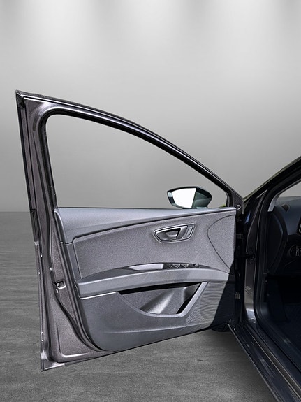 Seat Leon 9 of 24