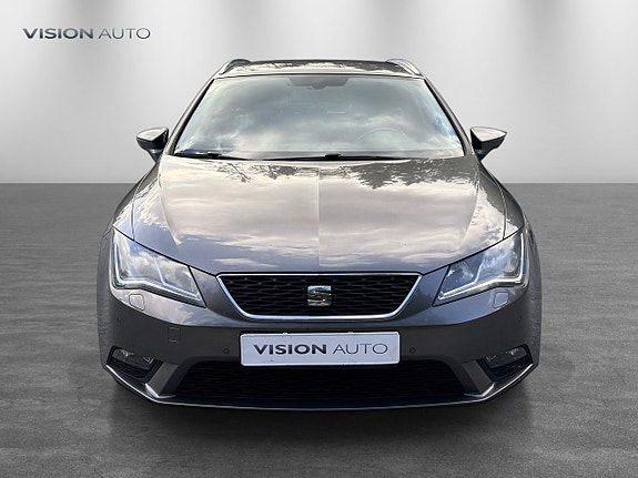 Seat Leon 2 of 24