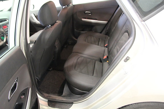 Kia Ceed 14 of 23
