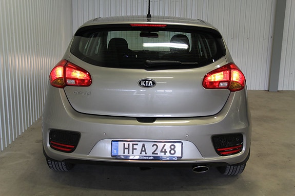 Kia Ceed 9 of 23