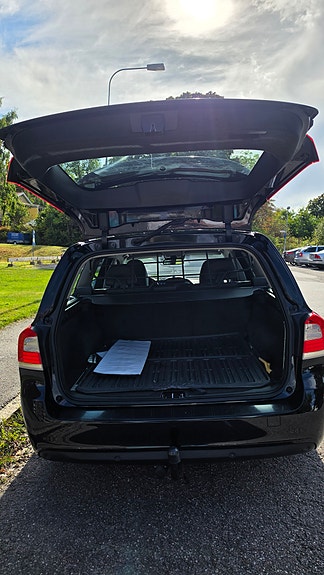 Volvo V70 6 of 14