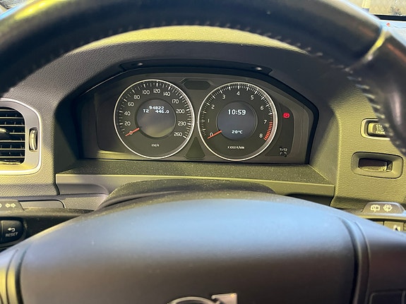Volvo V60 3 of 4