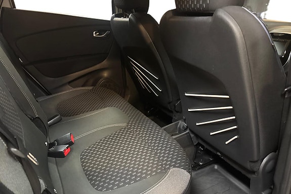 Renault Captur 11 of 13