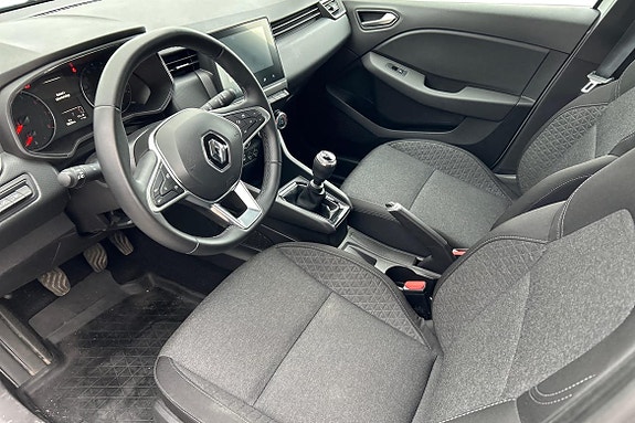Renault Clio 8 of 14