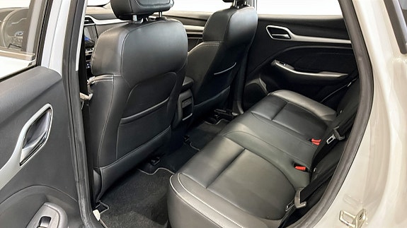 MG ZS 7 of 24