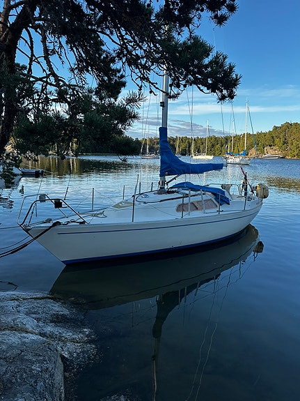 Välskött Compis 28 med Vetus-motor (04) – Sommar- & vinterplats i Sthlm 12 of 13
