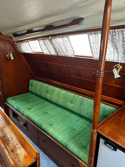 Välskött Compis 28 med Vetus-motor (04) – Sommar- & vinterplats i Sthlm 10 of 13