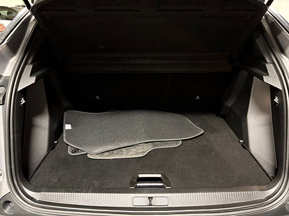 Peugeot 2008 5 of 17