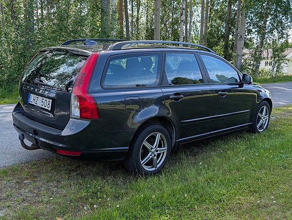 Volvo V50 6 of 19