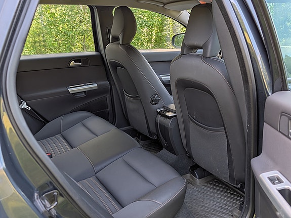 Volvo V50 13 of 19