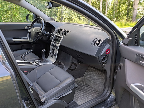 Volvo V50 11 of 19