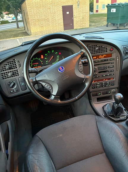 Saab 9-5 7 of 9