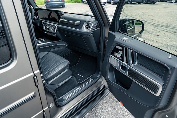 Mercedes-Benz G63 16 of 27