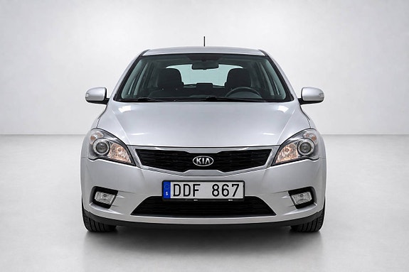 Kia Ceed 3 of 27