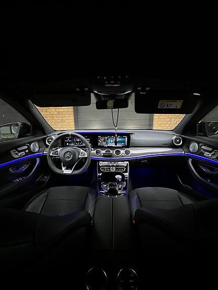 Mercedes-Benz E220 d 5 of 6