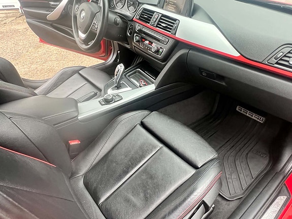 BMW 328i 8 of 10