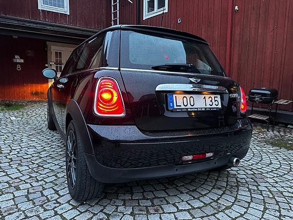MINI Cooper 3 of 8