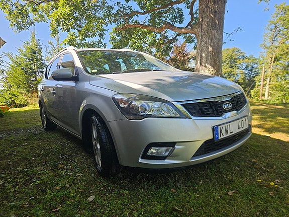 Kia Ceed 3 of 6
