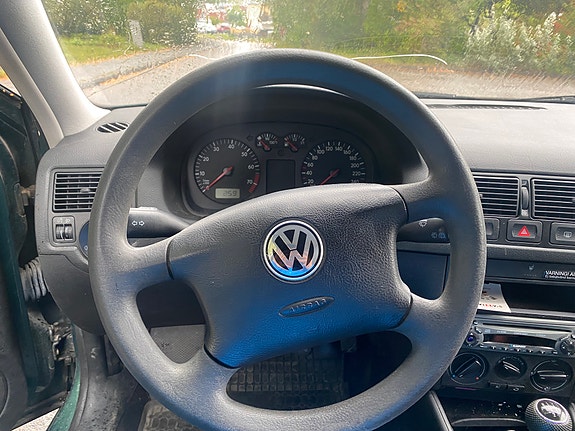 Volkswagen Golf IV 5 of 13
