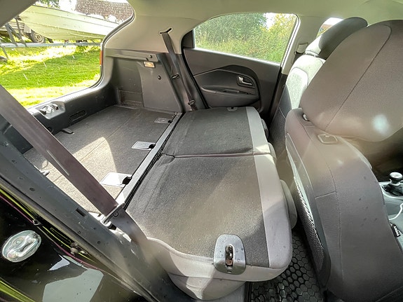 Kia Rio 10 of 10
