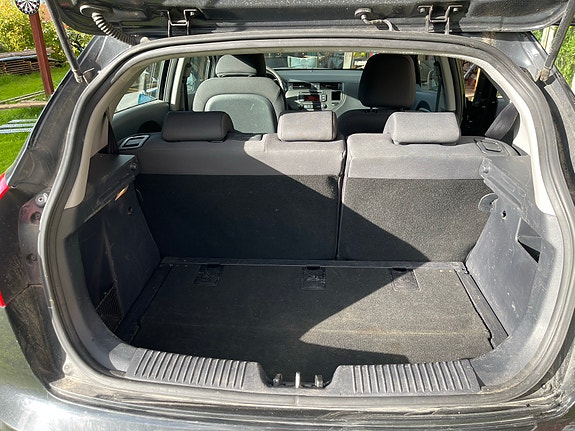 Kia Rio 4 of 10