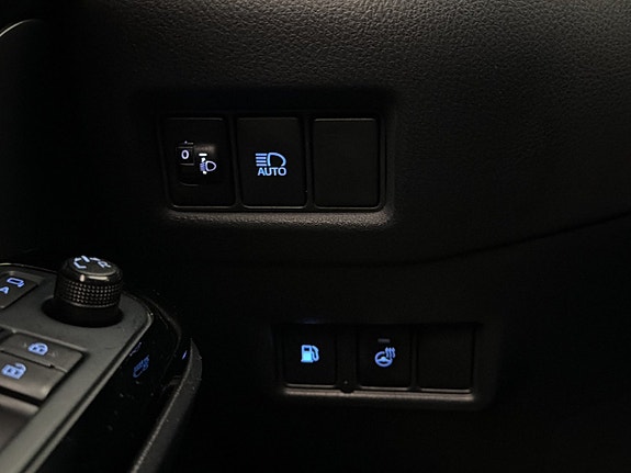 Toyota C-HR 14 of 30