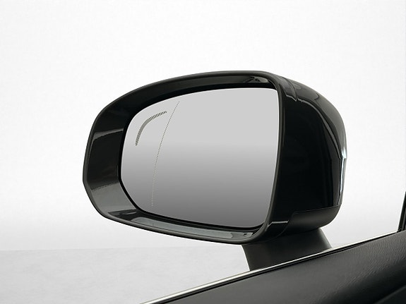 Volvo XC60 10 of 30