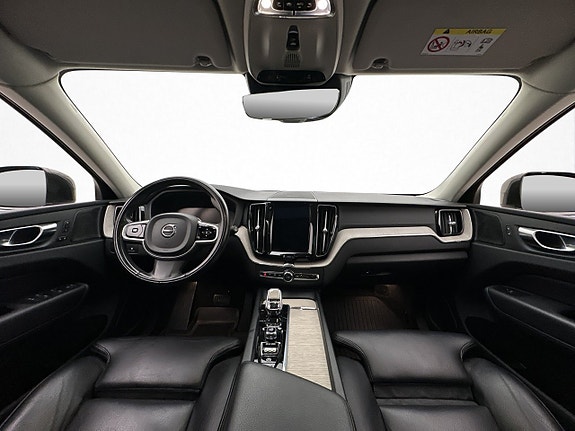 Volvo XC60 22 of 30