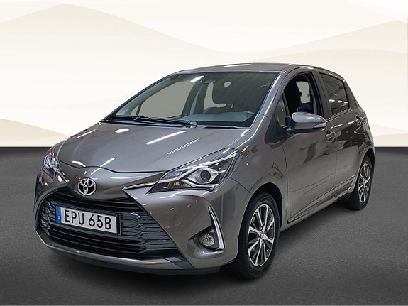 Toyota Yaris 19 of 22