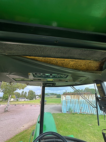 John Deere 4230 13 of 15