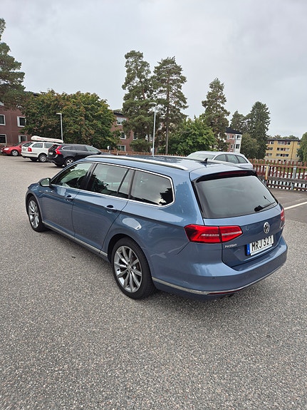 Volkswagen Passat 5 of 14