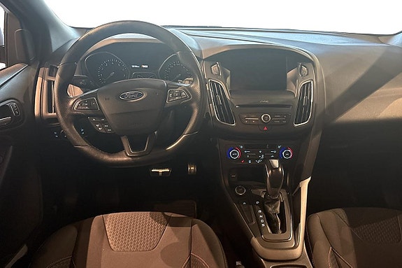 Ford Focus 11 of 17