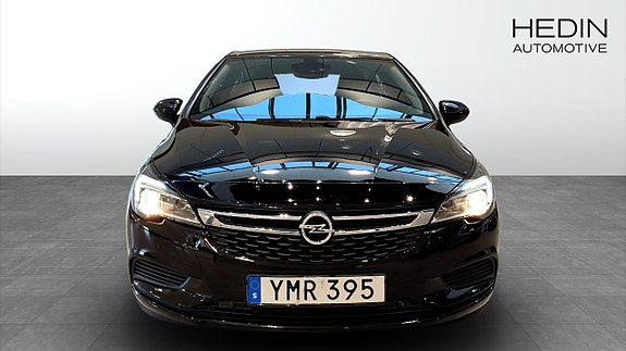 Opel Astra 2 of 22