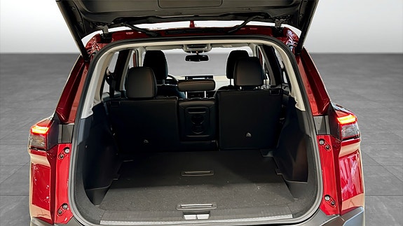 Nissan X-Trail 10 of 12