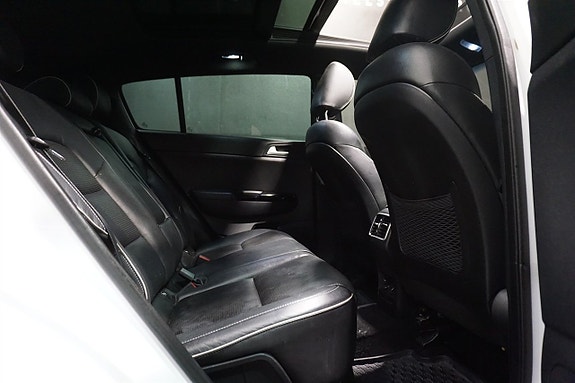 Kia Sportage 10 of 23