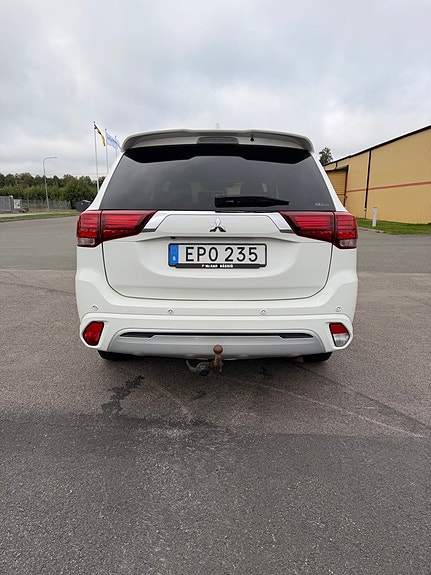 Mitsubishi Outlander 6 of 17