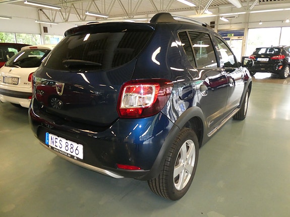 Dacia Sandero Stepway 2 of 7