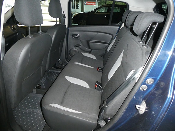 Dacia Sandero Stepway 4 of 7