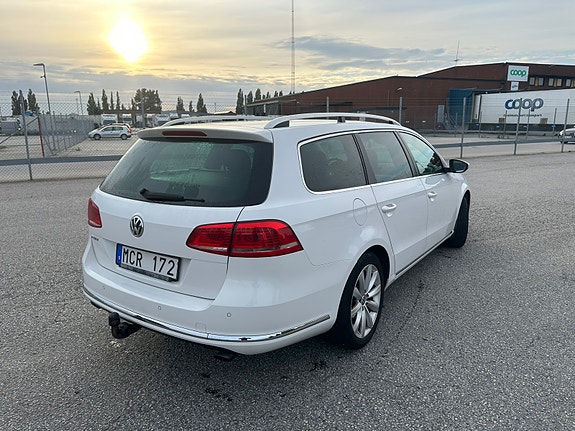 Volkswagen Passat 5 of 10