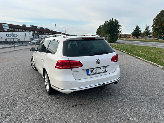 Volkswagen Passat 6 of 10
