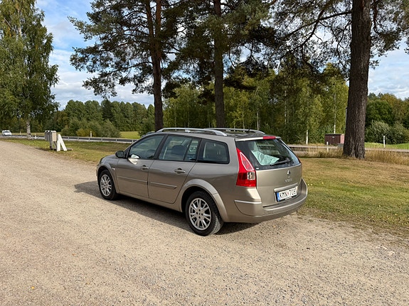 Renault Megane II 4 of 12