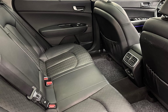 Kia Optima 11 of 20