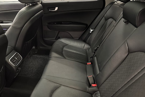 Kia Optima 12 of 20