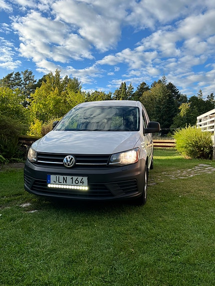 Volkswagen Caddy Maxi 8 of 8