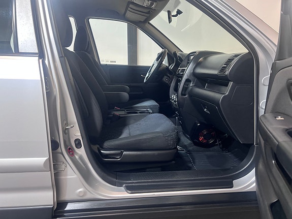 Honda CR-V 13 of 23